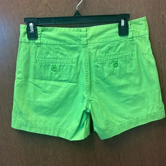 61. Lilly Pulitzer Bright Green “Parakeet Green” Callahan style shorts Sz 0, EUC - Picture 2 of 10
